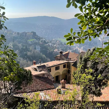Vakantiehuis Unique House In The Ancient Monastery Of Eremo Di San Donato *