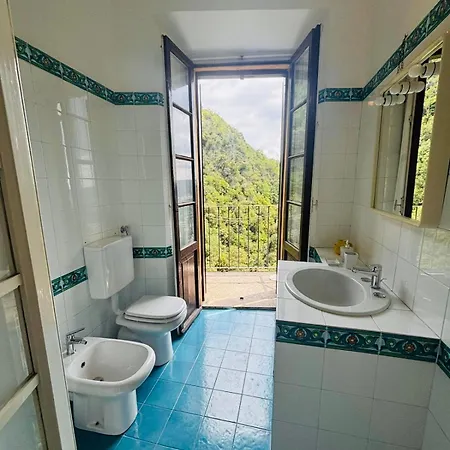 Unique House In The Ancient Monastery Of Eremo Di San Donato Ferienhaus